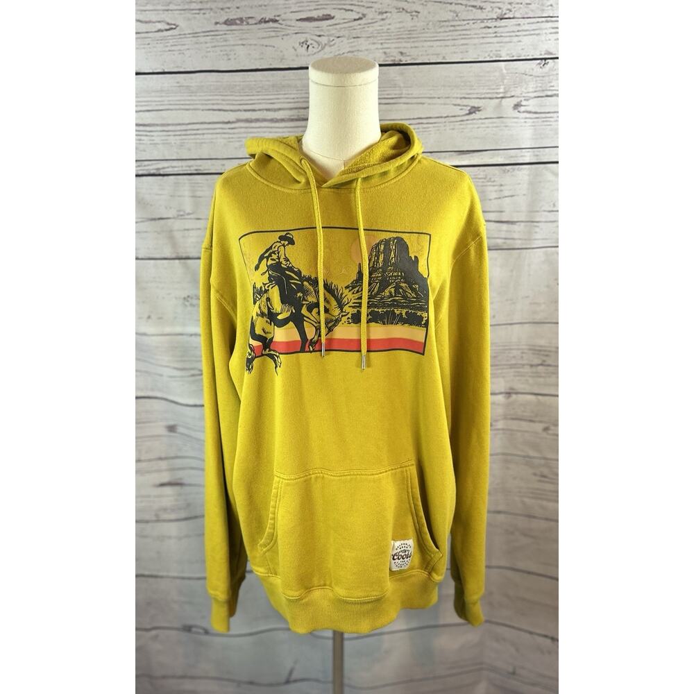 Coors Banquet 1873 Rodeo Hoodie Mens Medium Mustard Cowboy Graphic Sweatshirt